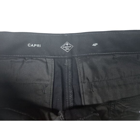 St. John's Bay Womens Black Capri Pants Size 4P Mid Rise Pockets NWT - Picture 4 of 12